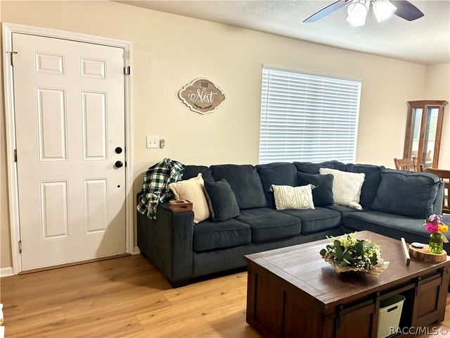 93 S Rooks Avenue, Inverness, FL 34453