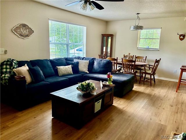 93 S Rooks Avenue, Inverness, FL 34453