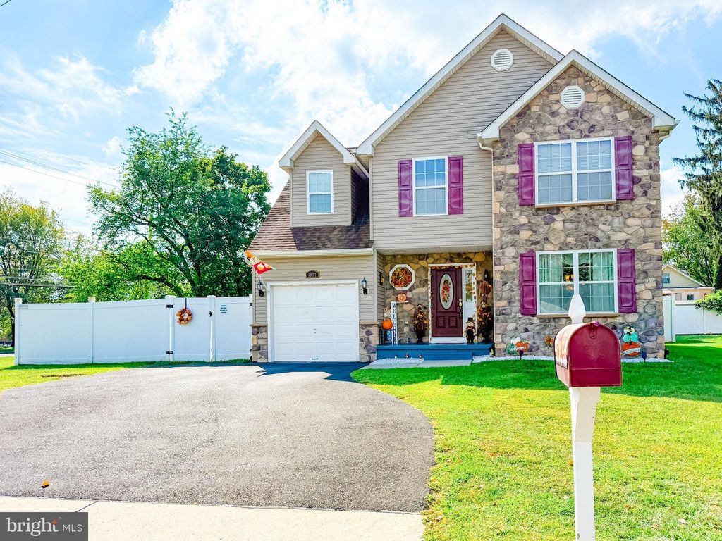1977 4TH ST, Langhorne, PA 19047