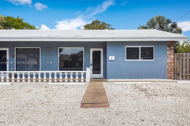 3241 NE 17th Ave S, Oakland Park, FL 33334