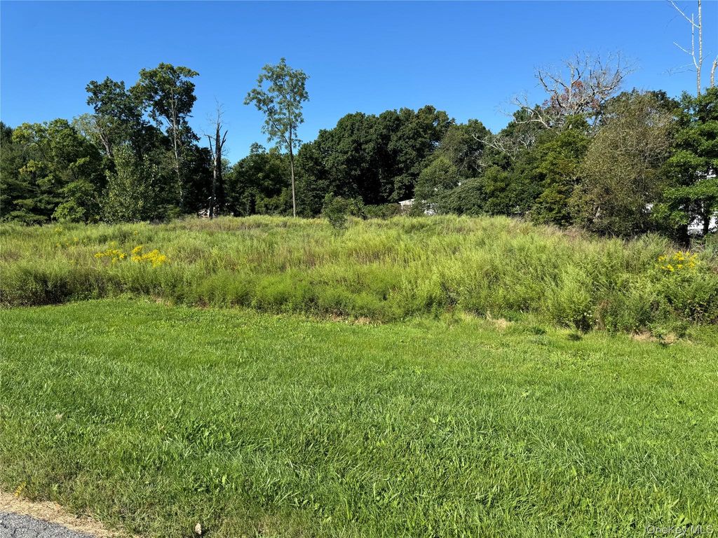 St Rte 208 Ws, Montgomery, NY 12549 — exterior