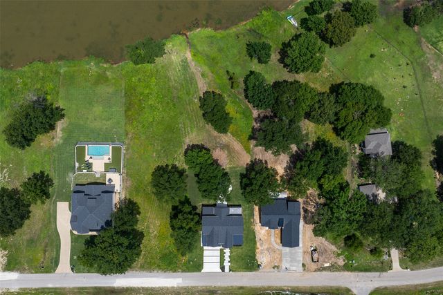 1524 Shoreline Drive, Mabank, TX 75143