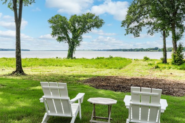 1524 Shoreline Drive, Mabank, TX 75143