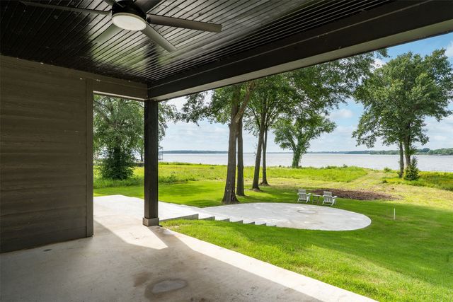 1524 Shoreline Drive, Mabank, TX 75143