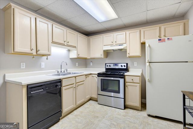 4090 Chestnut Springs Court, Cumming, GA 30041