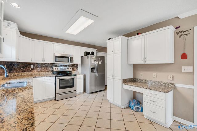 108 Willowvalley Drive, Harvest, AL 35749