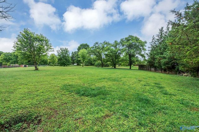 108 Willowvalley Drive, Harvest, AL 35749