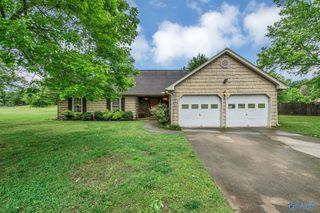 108 Willowvalley Drive, Harvest, AL 35749