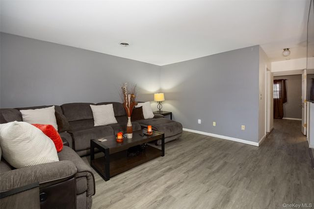 375 Salt Point Turnpike 1G, Poughkeepsie, NY 12603