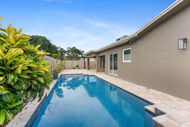 5412 Arthur Street, Hollywood, FL 33021