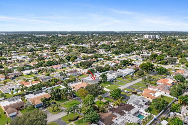 5412 Arthur Street, Hollywood, FL 33021