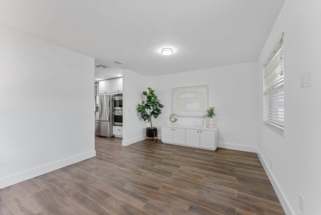 5412 Arthur Street, Hollywood, FL 33021