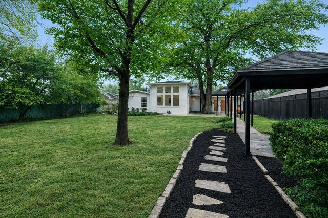 2404 Westover RD, Austin, TX 78703