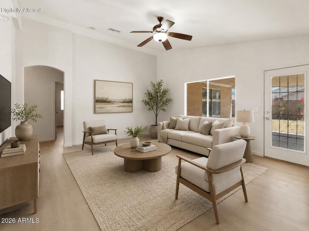 11045 W Augusta Avenue, Glendale, AZ 85307 — photo 2