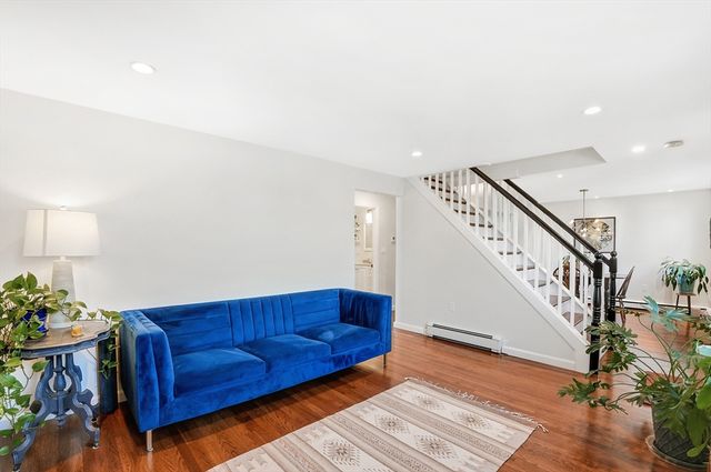 20 Isabelle Avenue, Holbrook, MA 02343