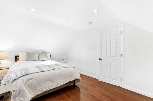 20 Isabelle Avenue, Holbrook, MA 02343