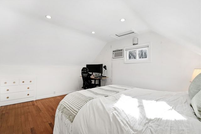 20 Isabelle Avenue, Holbrook, MA 02343