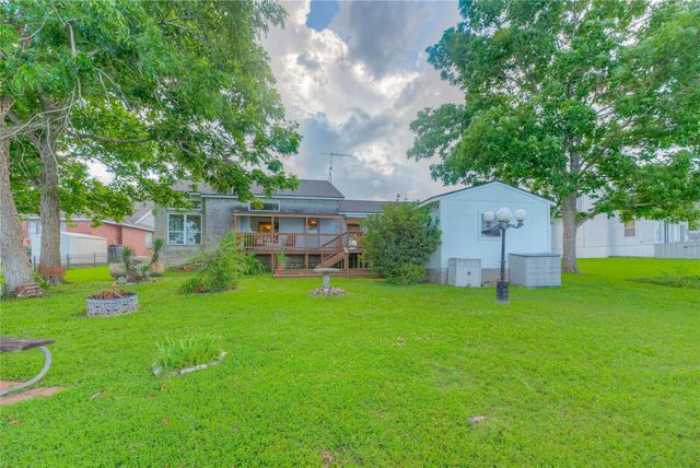 440 Lakeview Drive Loop, Coldspring, TX 77331