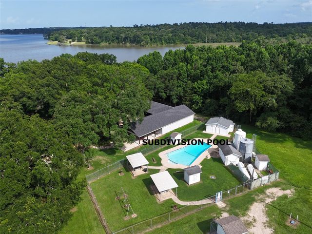 440 Lakeview Drive Loop, Coldspring, TX 77331