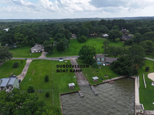 440 Lakeview Drive Loop, Coldspring, TX 77331