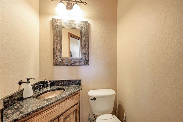 3206 Constitution DR, Lago Vista, TX 78645