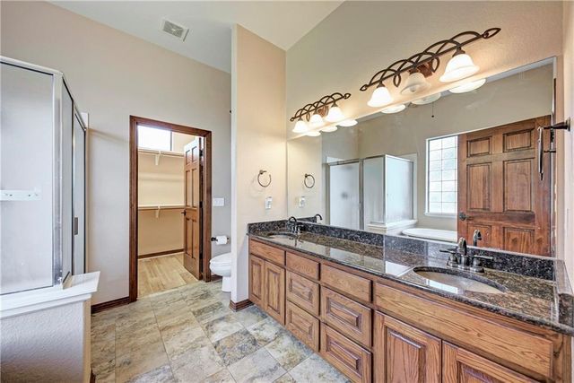 3206 Constitution DR, Lago Vista, TX 78645