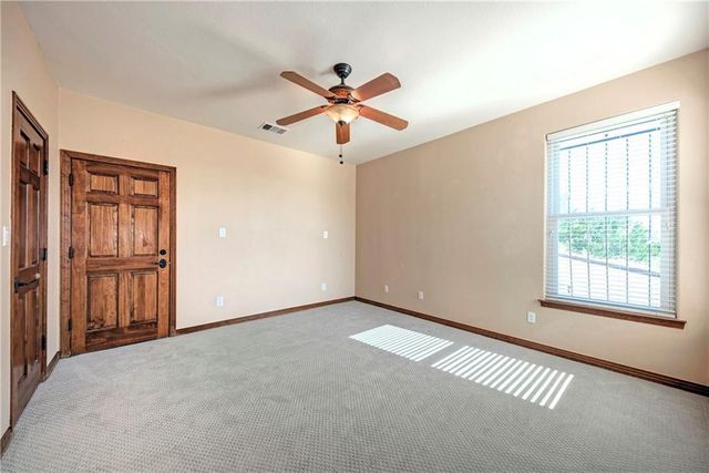 3206 Constitution DR, Lago Vista, TX 78645