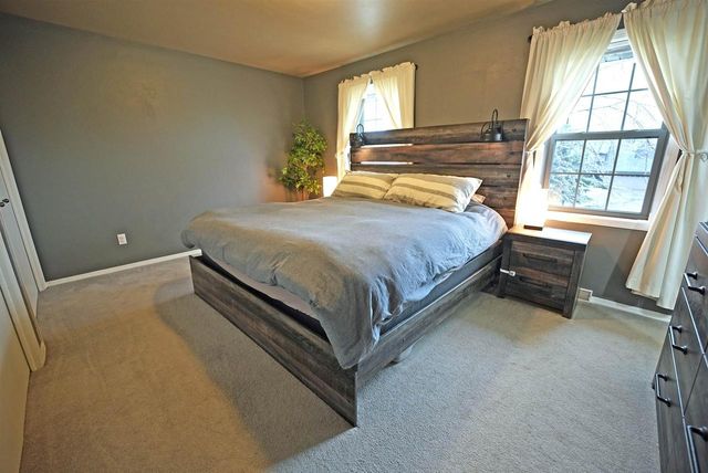 508 HIGHLAND MEADOW TRAIL, Pulaski, WI 54162