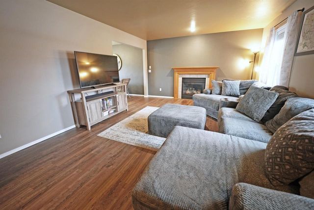 508 HIGHLAND MEADOW TRAIL, Pulaski, WI 54162