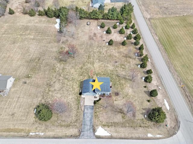 508 HIGHLAND MEADOW TRAIL, Pulaski, WI 54162