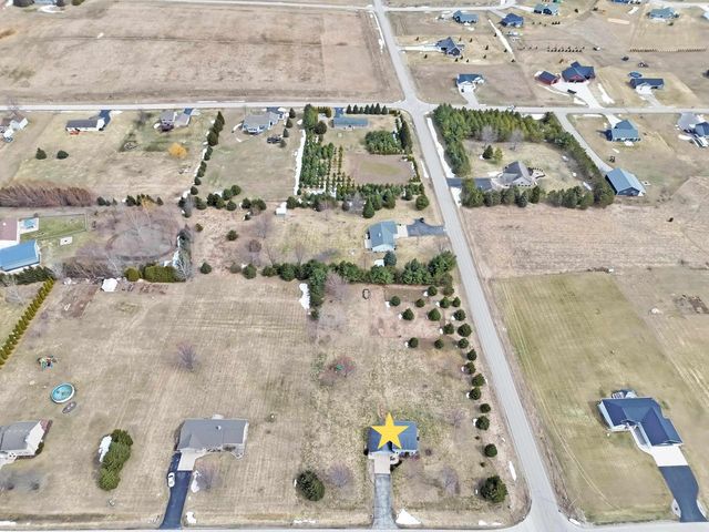 508 HIGHLAND MEADOW TRAIL, Pulaski, WI 54162