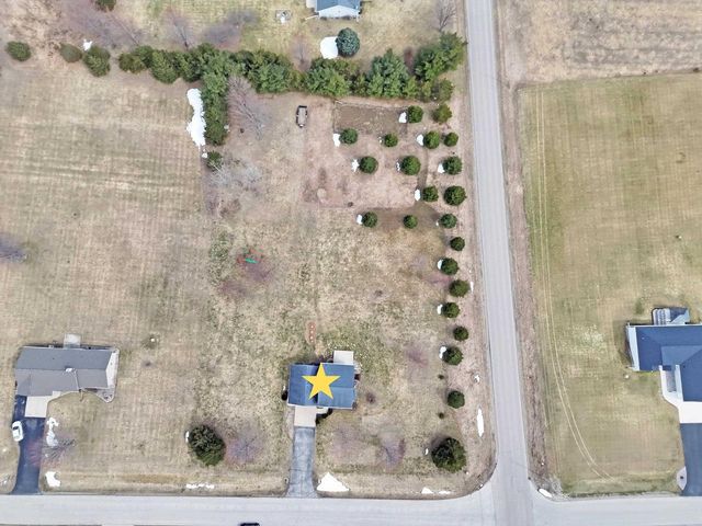 508 HIGHLAND MEADOW TRAIL, Pulaski, WI 54162