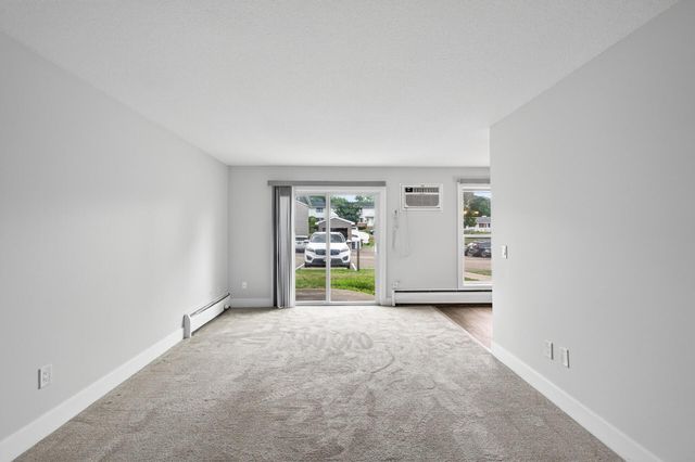 810 6th Street S 1, Hopkins, MN 55343