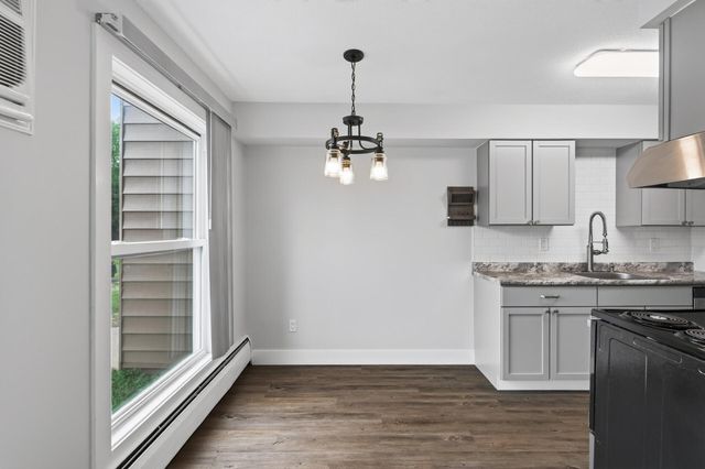 810 6th Street S 1, Hopkins, MN 55343