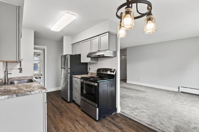 810 6th Street S 1, Hopkins, MN 55343