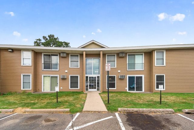 810 6th Street S 1, Hopkins, MN 55343