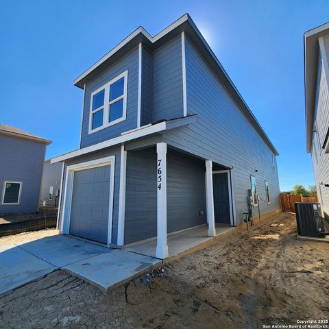 7654 Barcelo, San Antonio, TX 78263