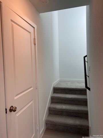 7654 Barcelo, San Antonio, TX 78263