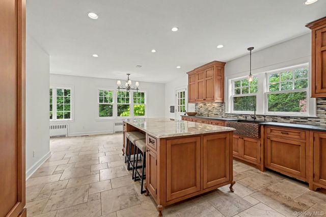 18 Fenimore Drive, Harrison, NY 10528
