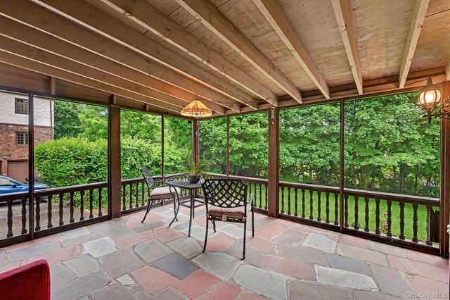 18 Fenimore Drive, Harrison, NY 10528