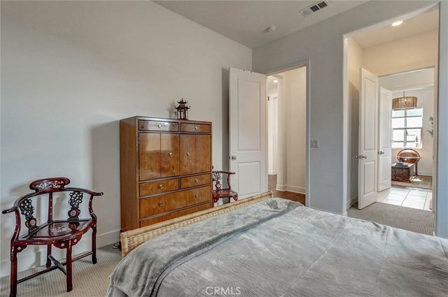 24537 Via Sendero, Valencia, CA 91354