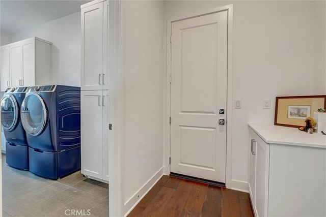 24537 Via Sendero, Valencia, CA 91354