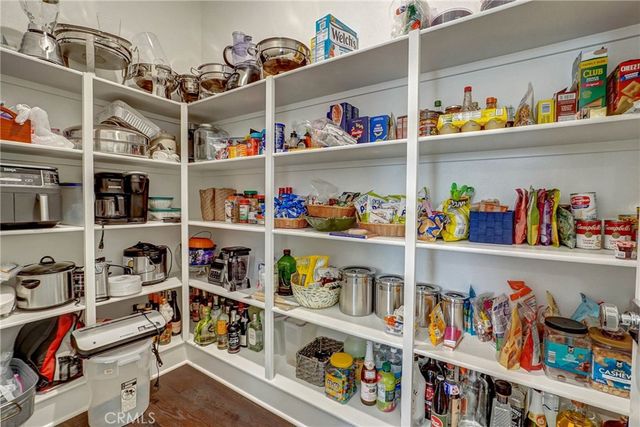 24537 Via Sendero, Valencia, CA 91354