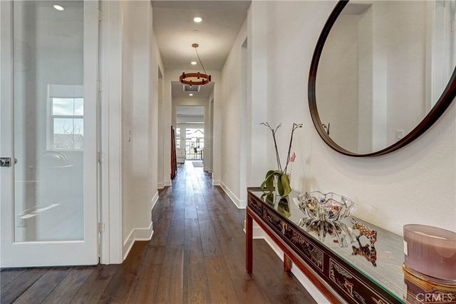 24537 Via Sendero, Valencia, CA 91354