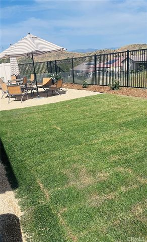 24537 Via Sendero, Valencia, CA 91354