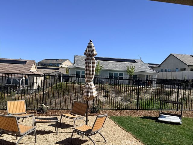 24537 Via Sendero, Valencia, CA 91354