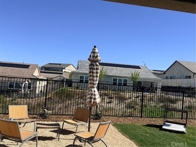 24537 Via Sendero, Valencia, CA 91354