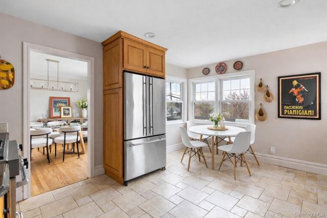 50 Washington Avenue, Glen Head, NY 11545