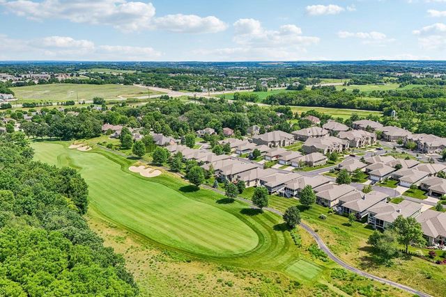 9007 Royal Oaks Circle, Madison, WI 53593