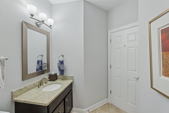 9007 Royal Oaks Circle, Madison, WI 53593